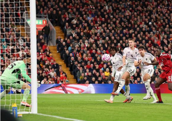 Премиер лига: По речиси деценија „Црвените ѓаволи“ победија на „Енфилд“