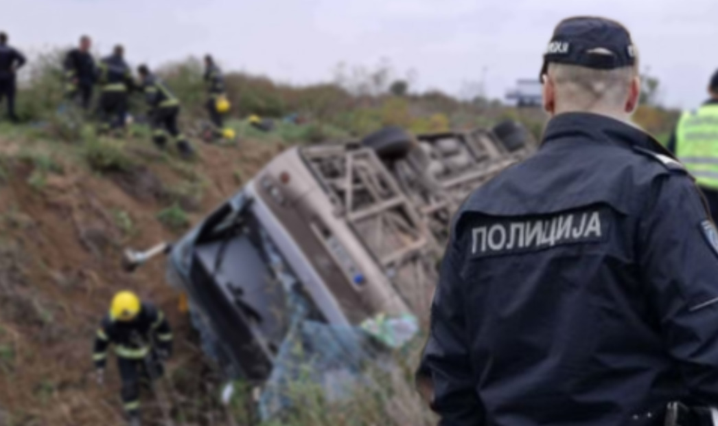 Возачот на автобусот приведен по тешката несреќа кај Сремска Митровица: две жртви и 80 повредени