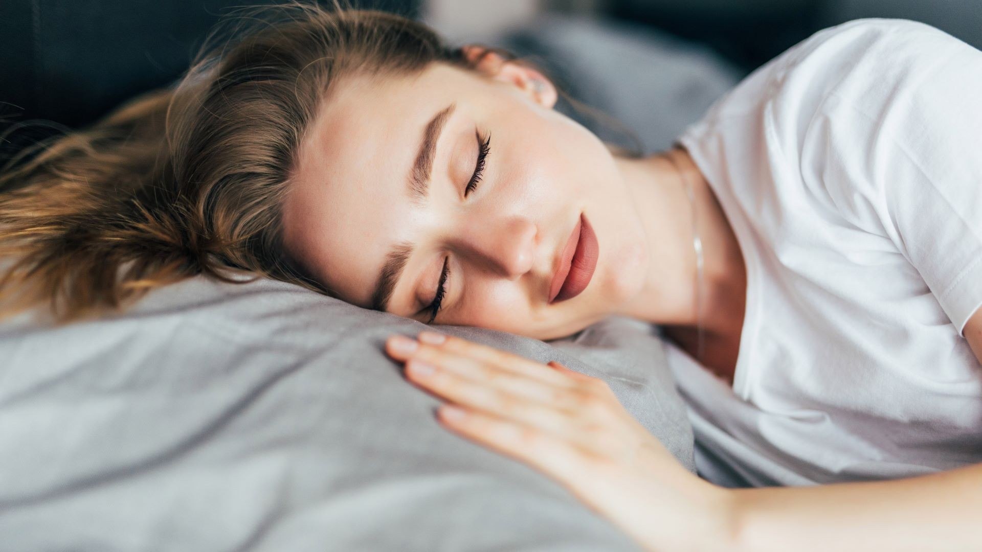 Спиете како мечка, волк, лав или делфин? Д-р Драган открива што е поважно – квалитетот на спиењето или неговата должина