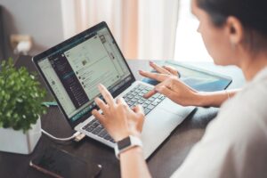 Интернет користи 92,1 отсто од наслението во земјава