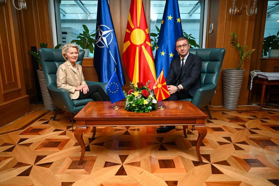 Македонија очекува од ЕУ јасна и конкретна посветеност, изјави Мицкоски на средбата со Фон дер Лајен