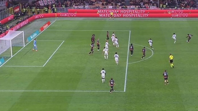 Новото толкување на правилата кое може да донесе хаос: Зошто головите од офсајд на Милан важеа?