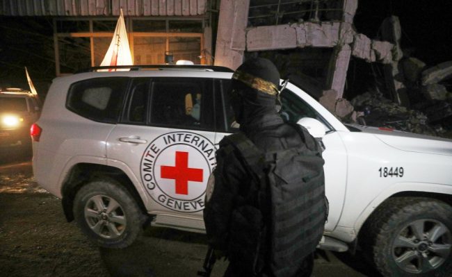 ИЗРАЕЛ КАЖА ДЕКА ЕДНО ОД ТЕЛАТА ПРЕДАДЕНИ ОД ХАМАС НЕ Е НИЕДЕН ОД ЗАЛОЖНИЦИТЕ