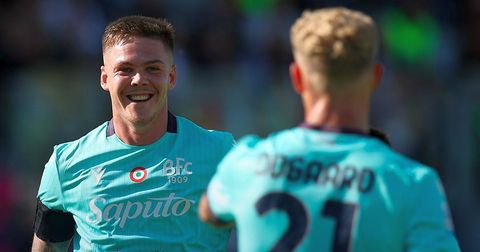 ВИДЕО: Болоња силна за Каљари, голманот Сузуки спасител на Парма