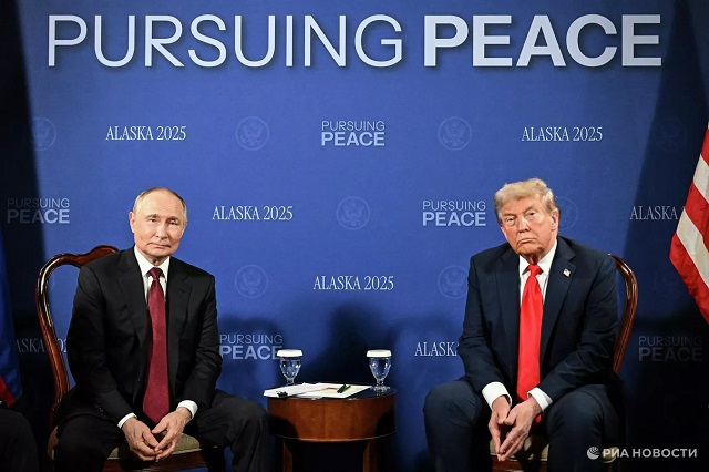 Трамп објави дека ќе се сретне со Путин во Будимпешта