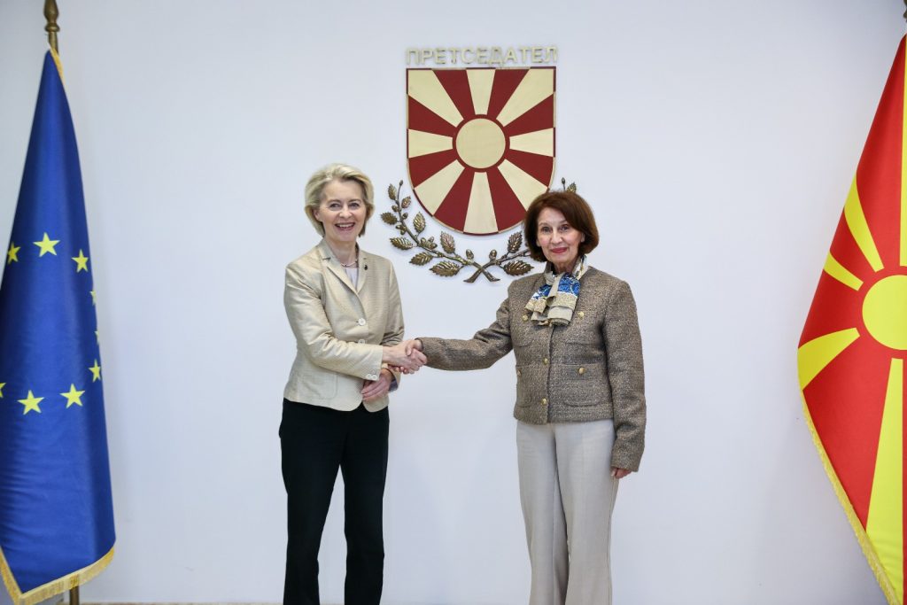 Сиљановска – Давкова очекува помош од ЕУ во пронаоѓањето на креативно решение за деблокада на македонските интеграции