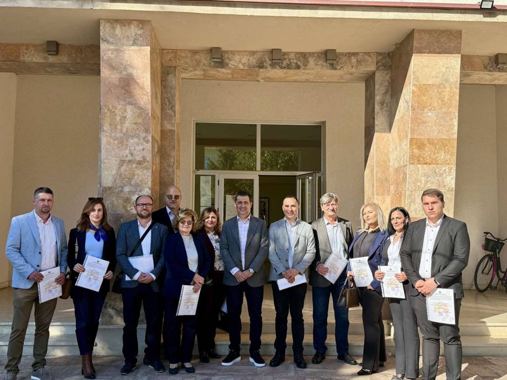 Официјално доделени Уверенијата за мандати на градоначалникот Сарамандов и новоизбраните членови на Советот на Општина Гевгелија