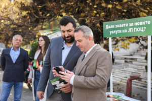 Герасимовски го посети штандот на ЈП „Паркинзи на Општина Центар“: Информативни табли со QR-код за брзо плаќање