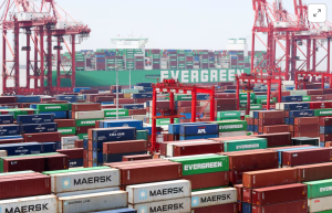 САД и Кина постигнаа договор за прекин на пристанишните такси што го нарушија светскиот товарен сообраќај