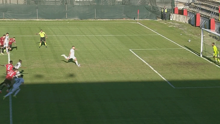Вардар после девет години победи во Тетово и го презеде врвот
