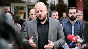 Хамас ги повика медијаторите да ги забрзаат следните фази од договорот за Газа