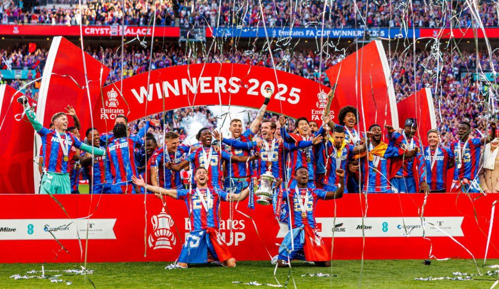 Кристал Палас бесплатно го губи капитенот!