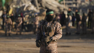 Израел доби одобрение да напаѓа цели на Хамас од својата страна на „Жолтата линија“