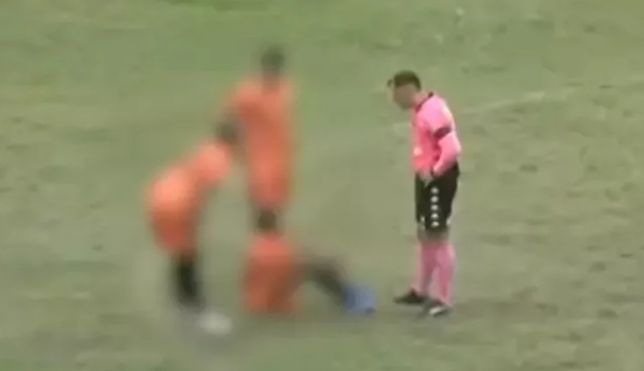 Инфантино згрозен: Навивачи расплакале детенце со ужасни навреди!