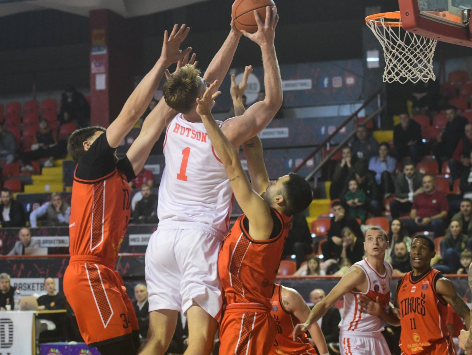 Тиквеш по продолжение го скрши Чаир за крај на црната серија