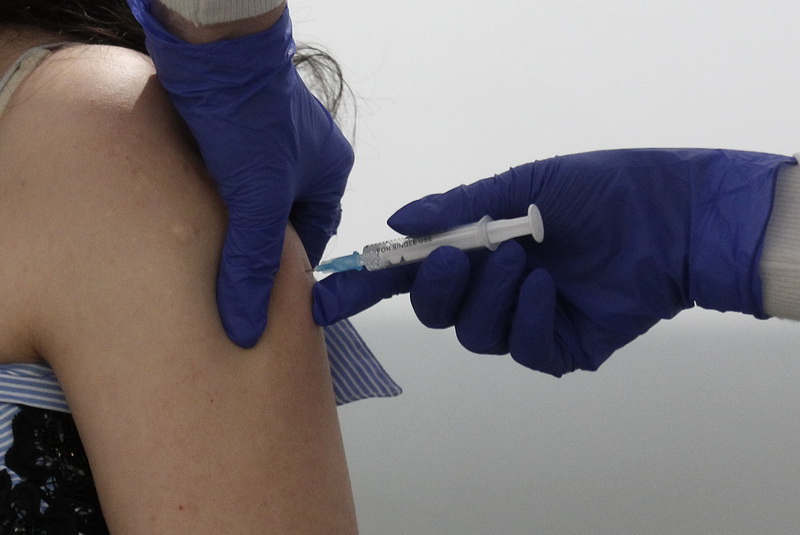 Денеска почна вакцинацијата против сезонски грип, досега пријавени 43.000 граѓани