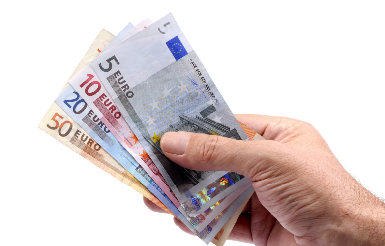 Колку ќе изнесува минималната плата во Бугарија од 1 јануари?