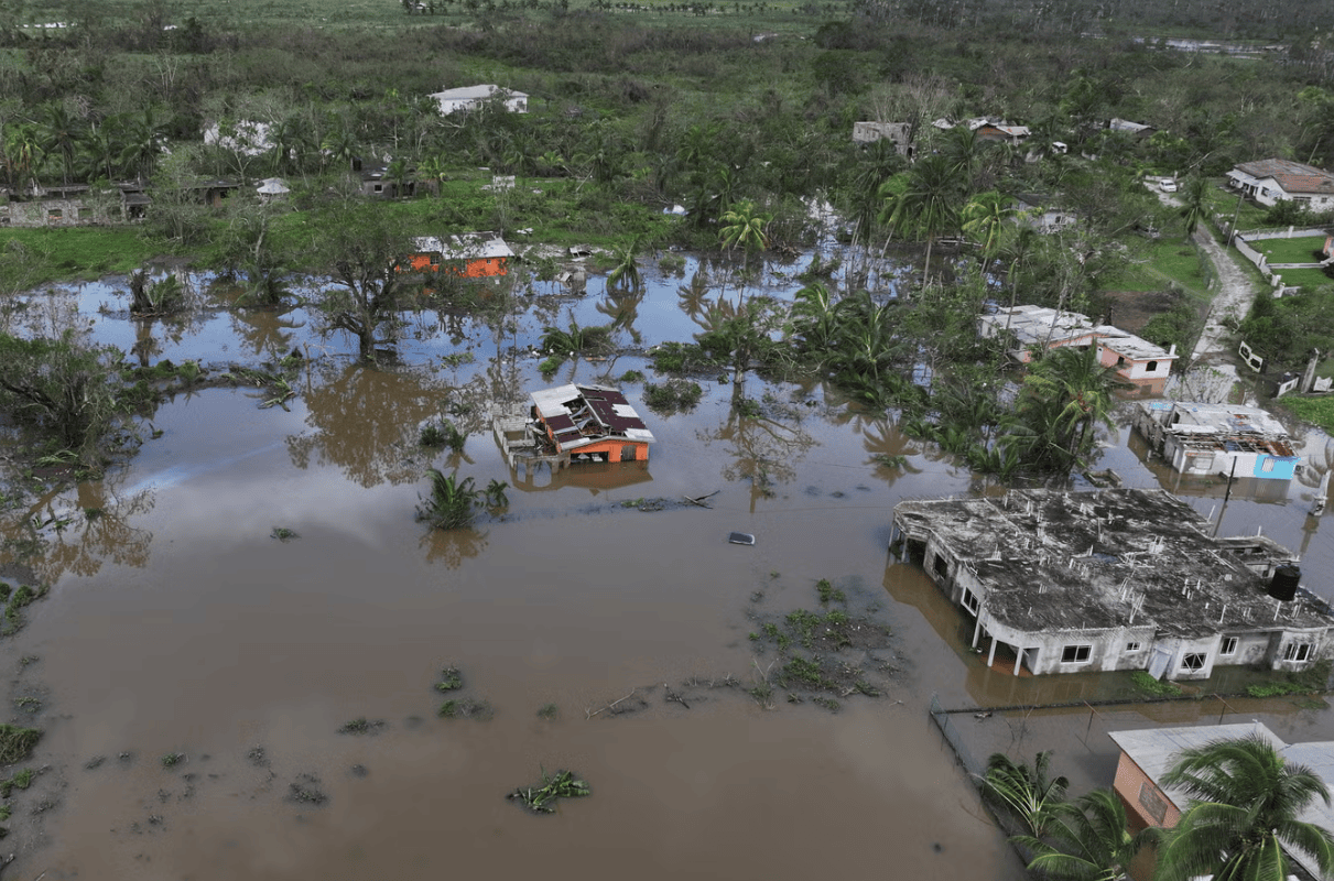 УРАГАНОТ МЕЛИСА ОСТАВИ ЗАД СЕБЕ 25 МРТВИ во Хаити пред да продолжи кон Бахамите