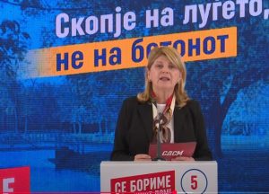 Шукова: Скопје мора да стане град на луѓето, не на автомобилите
