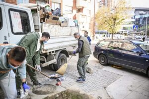 Герасимовски: Недозволиво е ова што му се случува на Центар, цел град е преплавен со смет