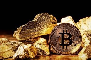 Биткоинот во вртоглав пад, златото на историски максимум