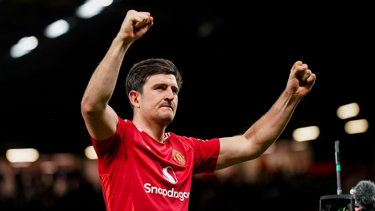 Четврти пораз по ред за шампионот: Мегваер се погрижи за „ѓаволско“ славје на „Енфилд“ (Видео)