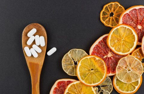 Дали ги имате овие симптоми? Проверете дали имате недостаток на витамин Ц