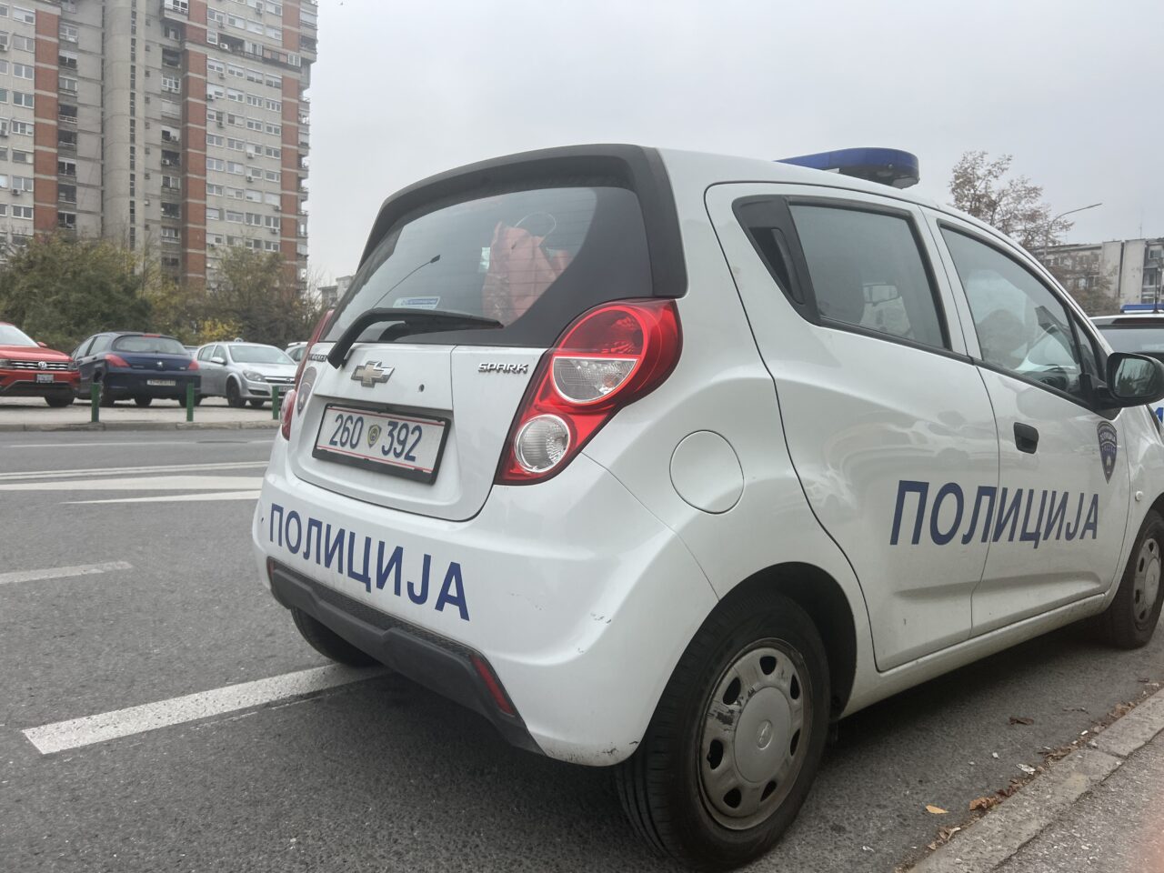 Ужас и невиден скандал во студентскиот Гоце Делчев: Снимана и сликана девојка додека се туширала со мобилен телефон