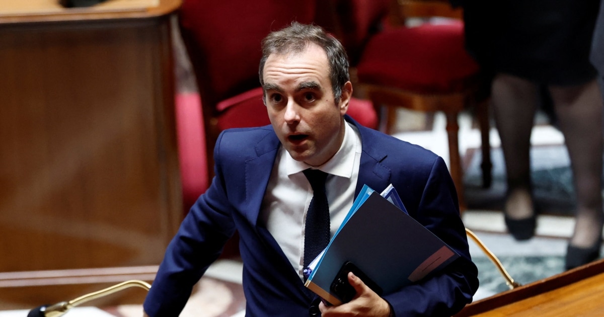 Францускиот премиер Лекорну ги преживеа и двете гласања за недоверба