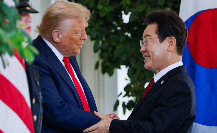 Трамп одликуван со највисокиот орден за заслуги во Јужна Кореја