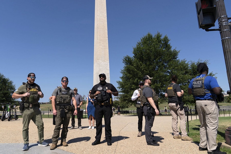 Трамп ја испраќа Национална гарда на Калифорнија во Орегон и покрај противењето од двете држави