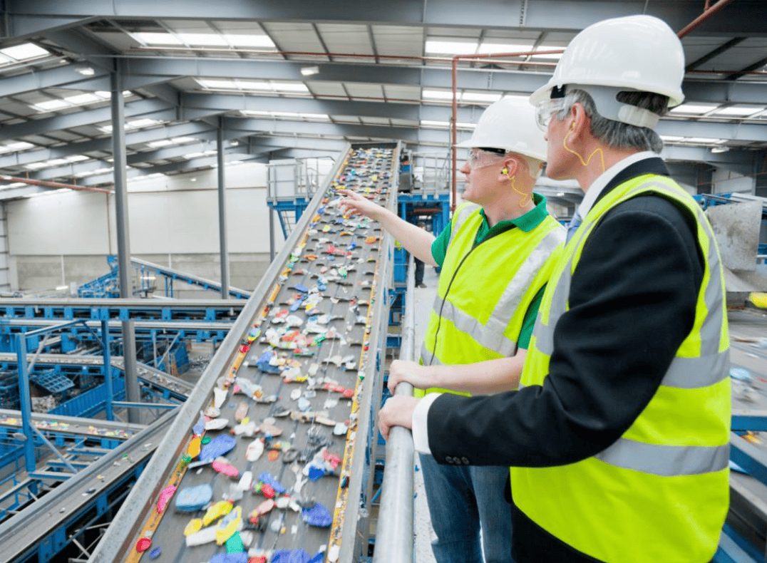 ЗАТВОРААТ НАЈГОЛЕМИТЕ ХОЛАНДСКИ ФАБРИКИ ЗА РЕЦИКЛИРАНА ПЛАСТИКА: Кој ќе го запре колапсот на индустријата за рециклирање на ЕУ?