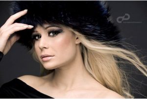 Денес роденден прославува нашата позната поп пејачка Викторија Лоба