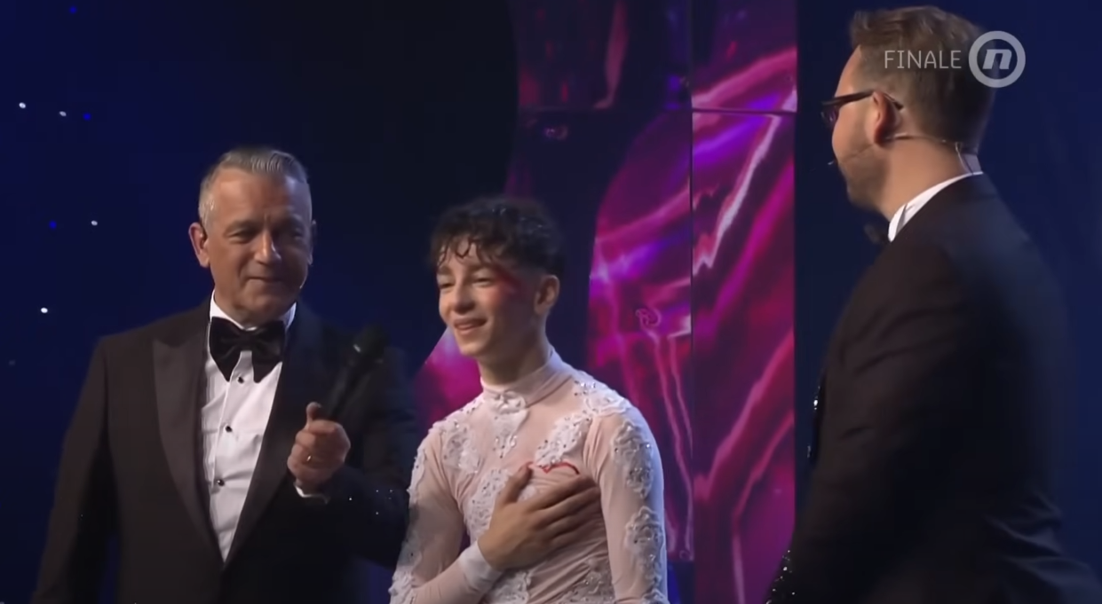 Импресивен настап на Анди од Гостивар: Ги воодушеви сите на финалето на хрватскиот „Суперталент“ (ВИДЕО)