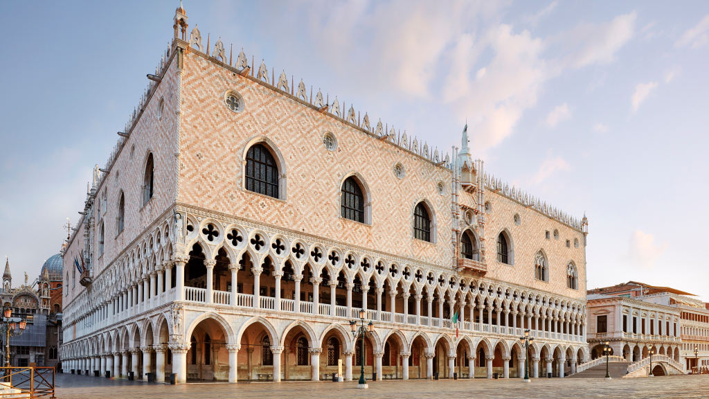 Венецијанската комисија препорачува јавниот обвинител да се избира и да се разрешува со квалификувано мнозинство во Собранието