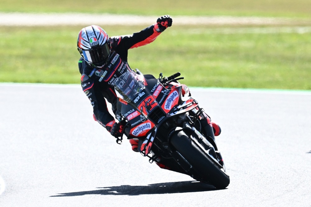 Бецеки го освои спринтот во Австралија, Дукати без подиум