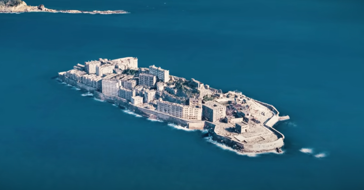 Магнет за љубителите на мрачен туризам: Овој остров некогаш бил побогат од Токио, а денес е град на духови