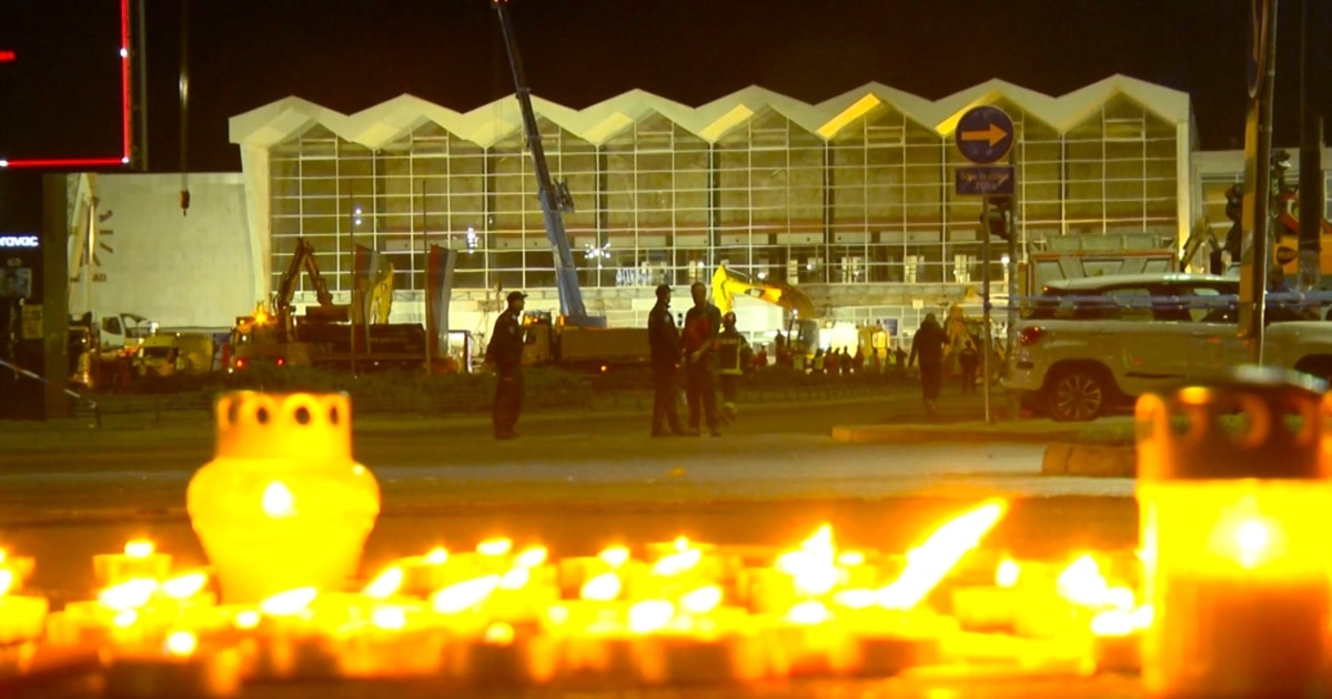 Една година по уривањето на настрешницата на железничката станица во Нови Сад, семејствата сè уште чекаат правда