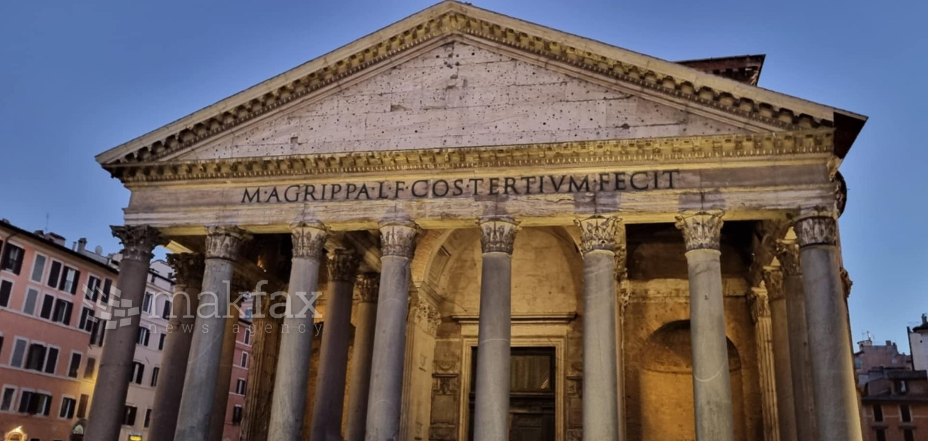 Турист почина за време на посетата на Пантеонот во Рим