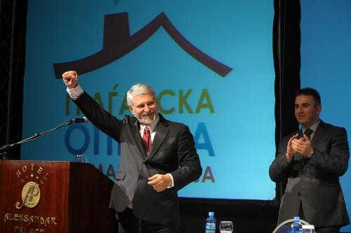 „ОДИМЕ ВО ВТОР КРУГ“: Јакимовски очекува победа, во првиот круг води Лукровски