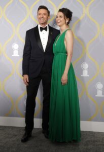 Нов холивудски пар: Хју Џекмен и Сатон Фостер се заедно