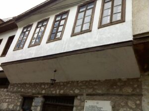 ЛДП: Идентитетот не се гради со уривање на заштитеното културно наследство