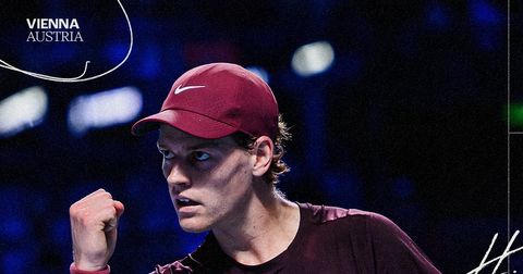 Синер со пресврт го надигра Зверев и го освои трофејот на турнирот во Виена