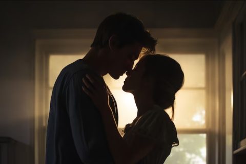 Пози кои согоруваат многу калории: Ве очекува експлозија од оргазми