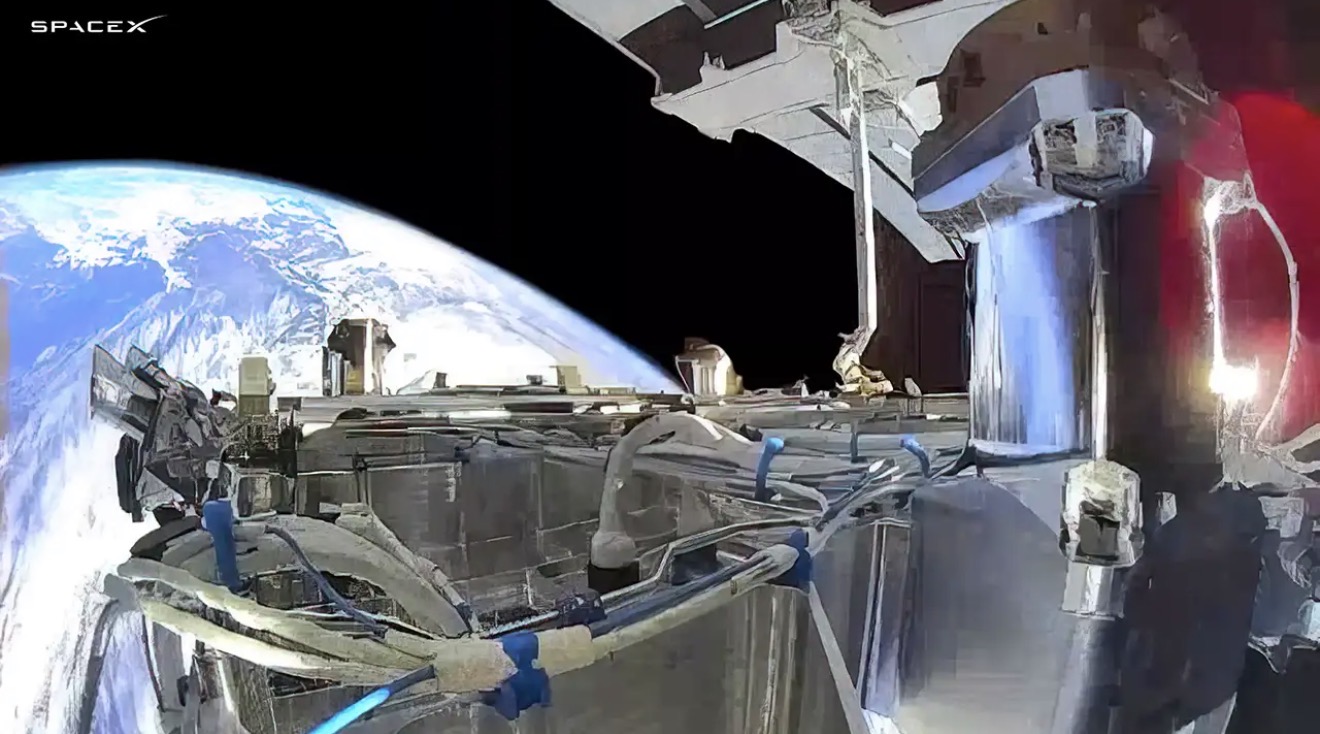 Откриен мистериозен сигнал што го емитуваат сателитите на SpaceX развиени за американската влада