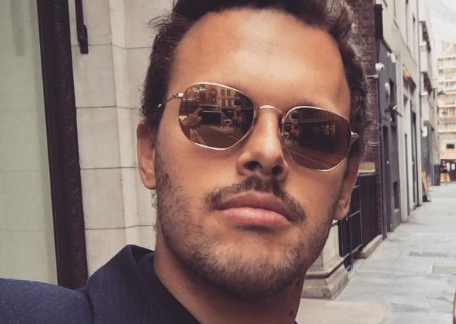 Синот на Кеба го прошири приватниот бизнис: По разводот, „плива“ во пари со новата девојка