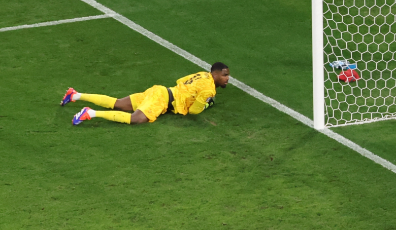 Мењан со пантерска парада