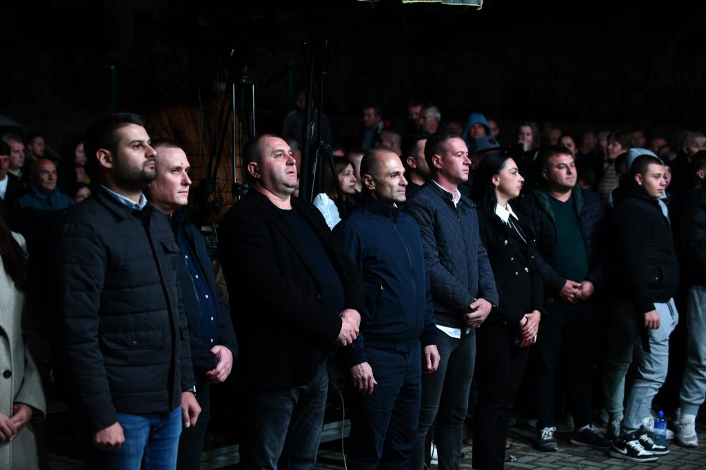 Филипче: Граѓаните се жртви на неспособноста на Мицкоски, народот брои денови до плата