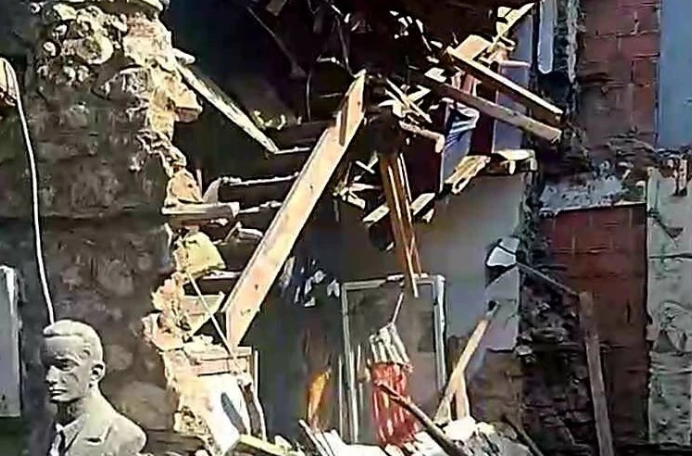 Реакција на Министерството за култура и туризам во врска со оштетувањето на куќата на Владо Малески во Струга