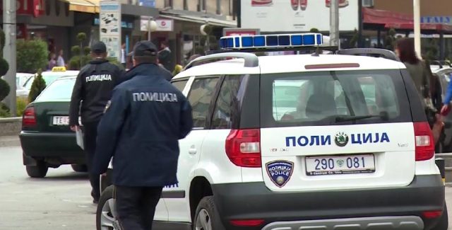 Физички ја нападнал сопругата – ја удирал со раце и нозе по целото тело и главата, ја гушел и се обидувал со каиш да и ги врзе нозете